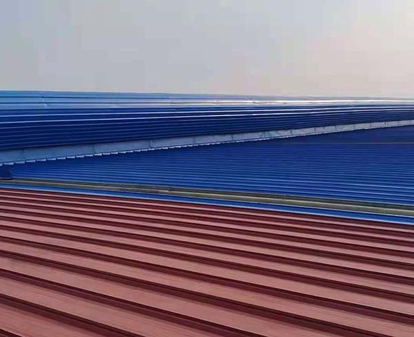 房蓋彩鋼瓦噴漆多少錢一平米？廠房舊彩鋼瓦噴漆多少錢一平米？